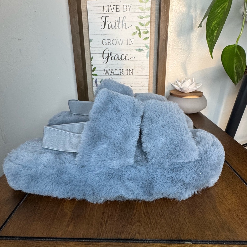 Fluffy Gray Slippers